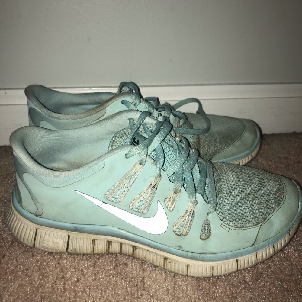 Nike Free Runs